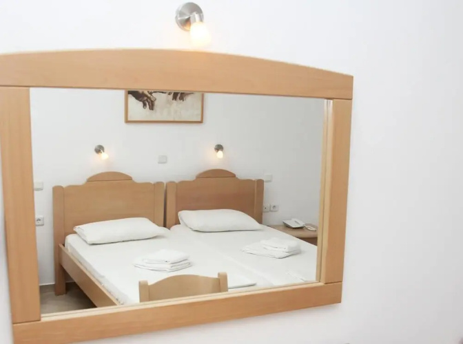 Aiolos Hotel