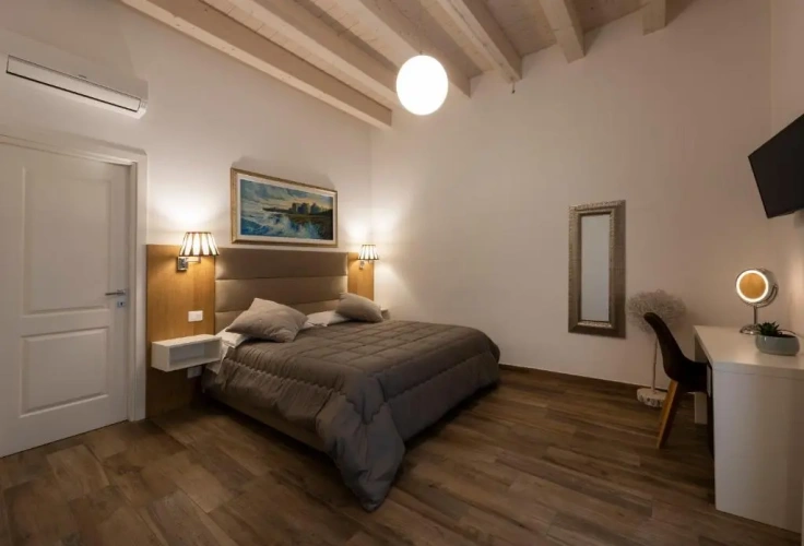 Superior Double room with city view