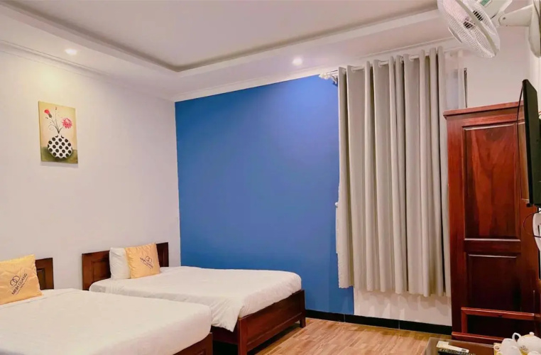 Hotel Minh Quang