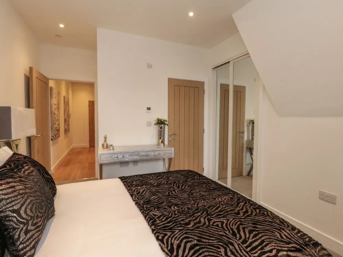 Harbourside Haven Penthouse 1