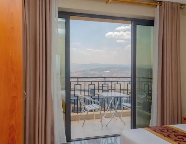2 Bedrooms Luxury Apartment with mountain view