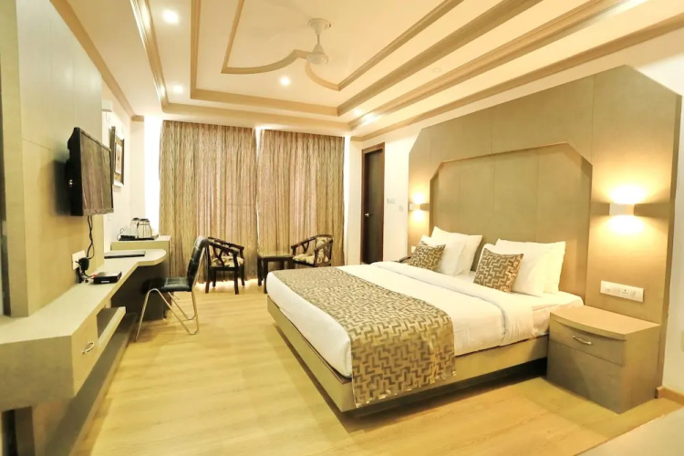 Crown Plaza Residency