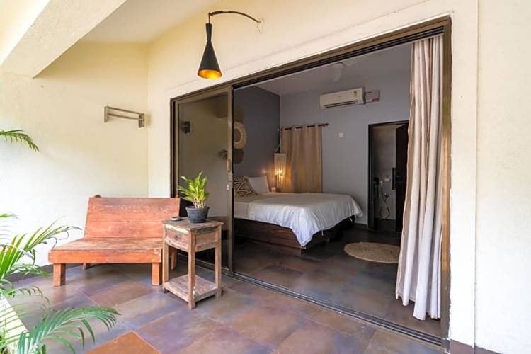 Deluxe Single room