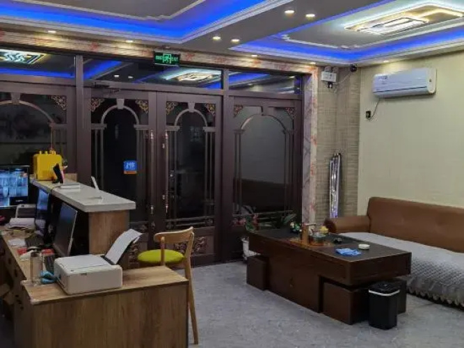 Xinlongmen Inn