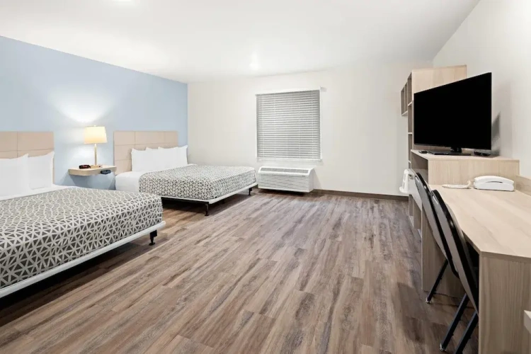 Quadruple Suite
