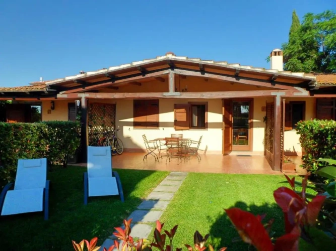 2 Bedrooms Cottage