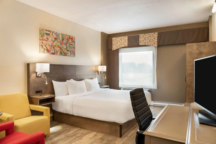 Days Inn by Wyndham Berthierville