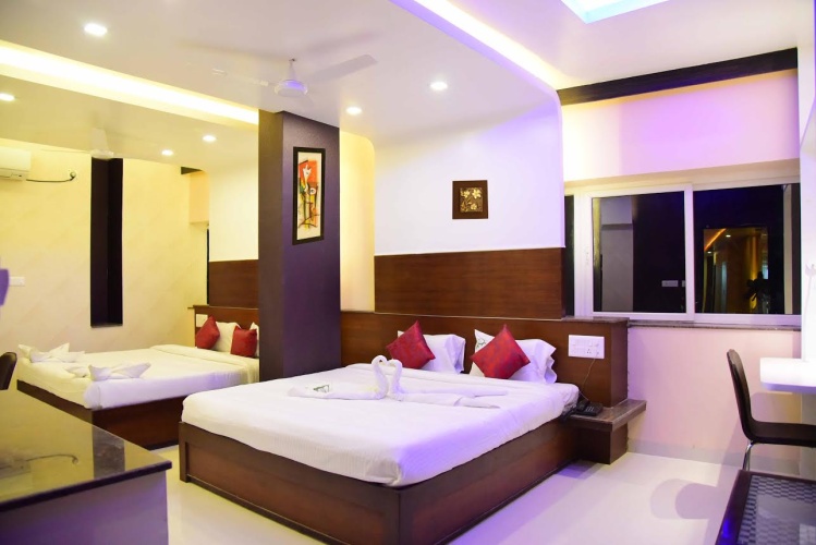 Deluxe Quadruple room