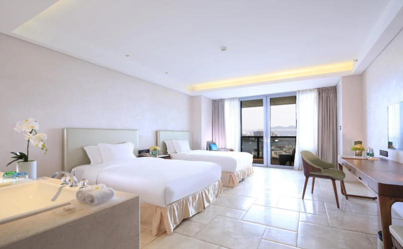 Phoenix Island Resort Sanya