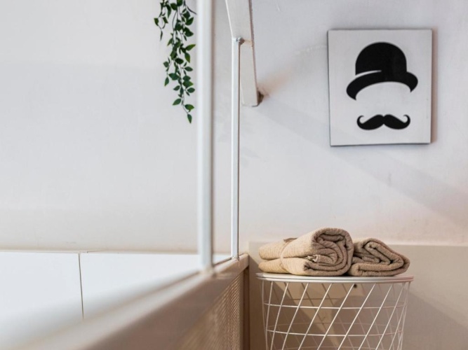 1 Bedroom Apartment