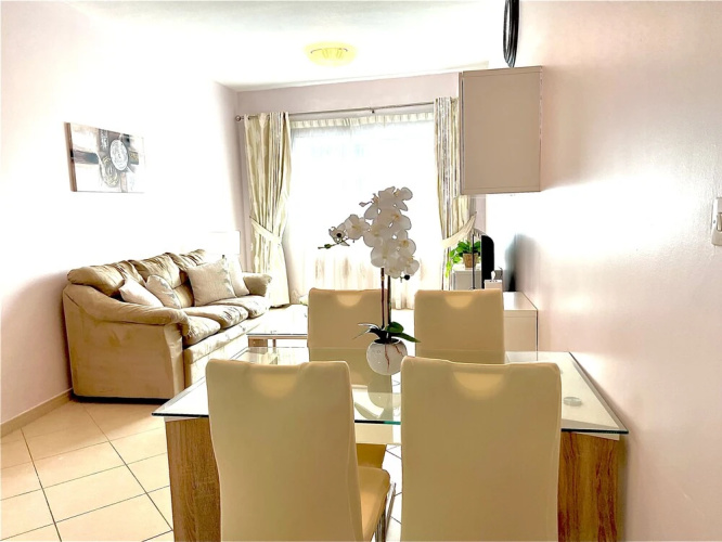 SuperHost - Dazzling Marina Views From This Diamond Apartment
