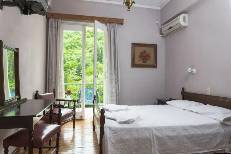 Theoxenia Hotel