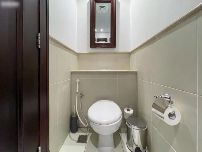 1-br Dazingly lit Downtown