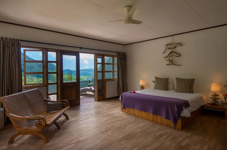 Copolia Lodge