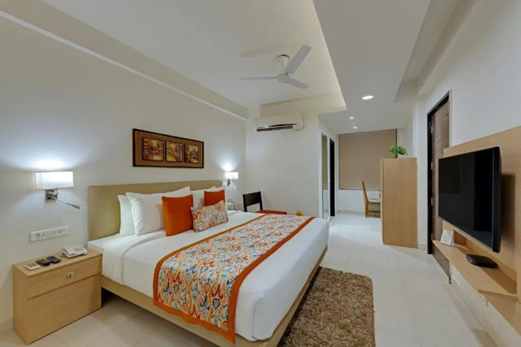 Ahuja Residency GCR