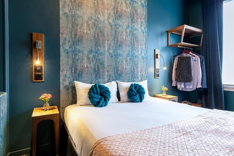Classic room