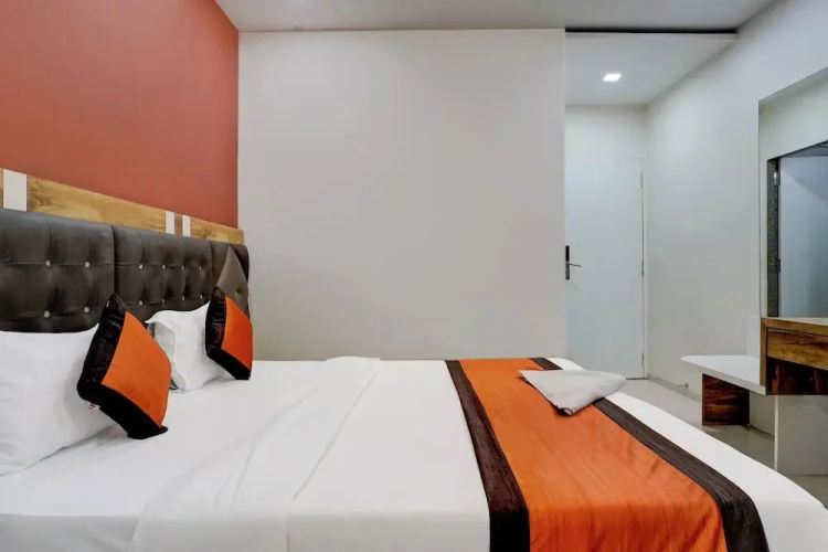 Veera Residency