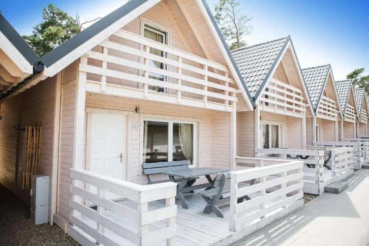 2 Bedrooms Chalet