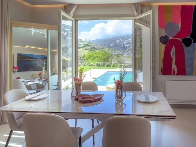 2 Bedrooms Luxury Villa with sea view