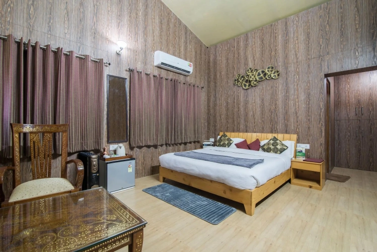 Double Cottage