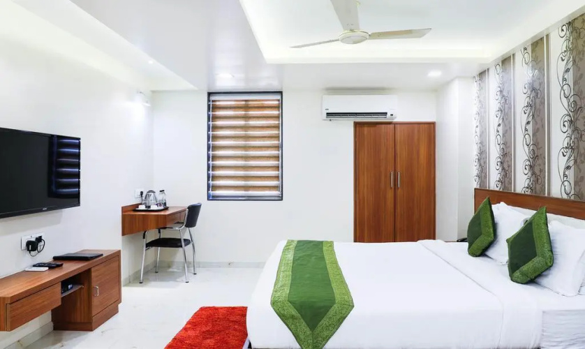 De grandeur hotel & banquets