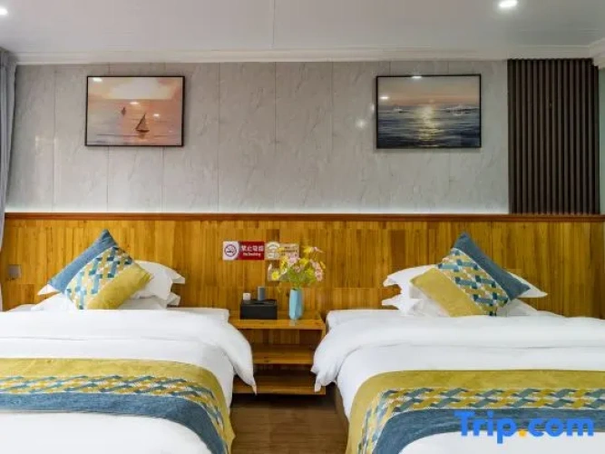 Standard Twin room with balcony and with view