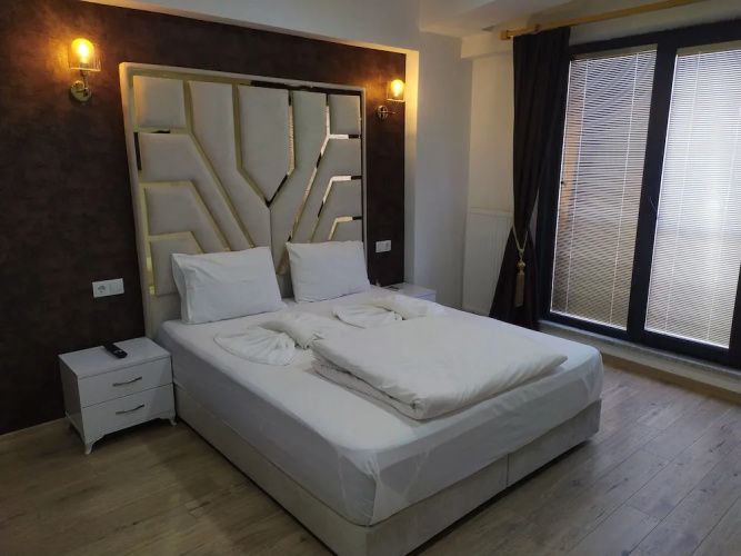 Mango Suites