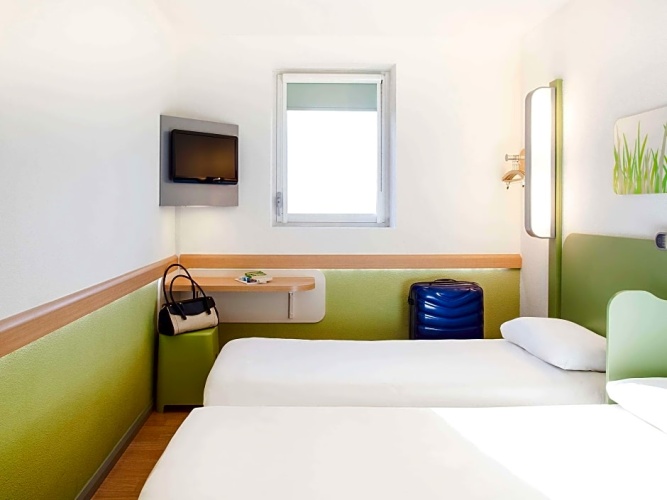 Classic Twin room