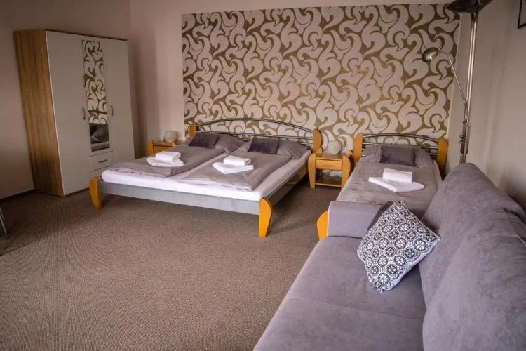 Standard Quadruple room