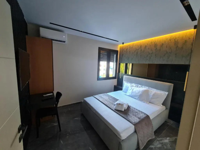 La Mirage Apartment 02