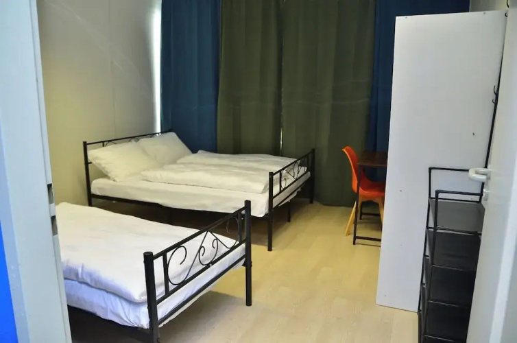 Xenon Hostels Ug