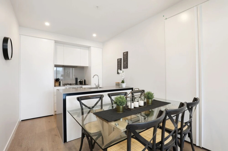 Gravity (I708)