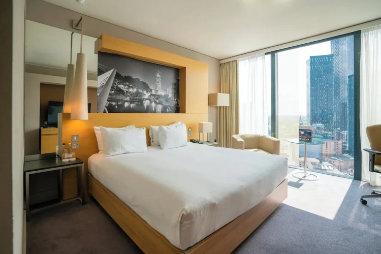 Classic Double room with city view