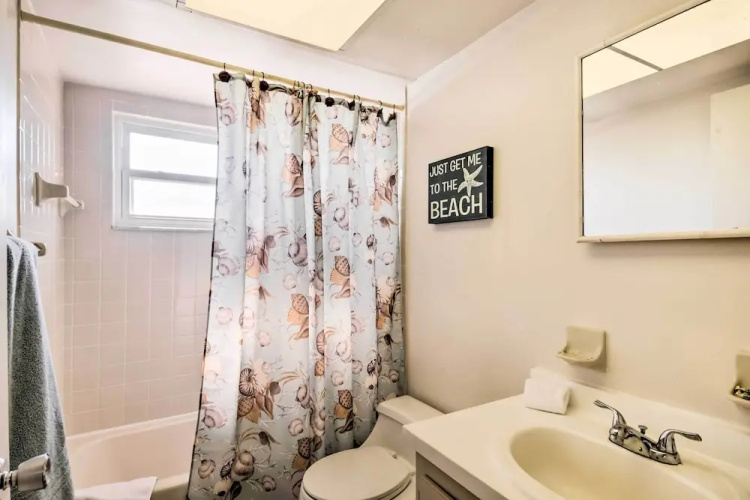 Breezy Marco Island Home w/ Pool - Walk to Beach!