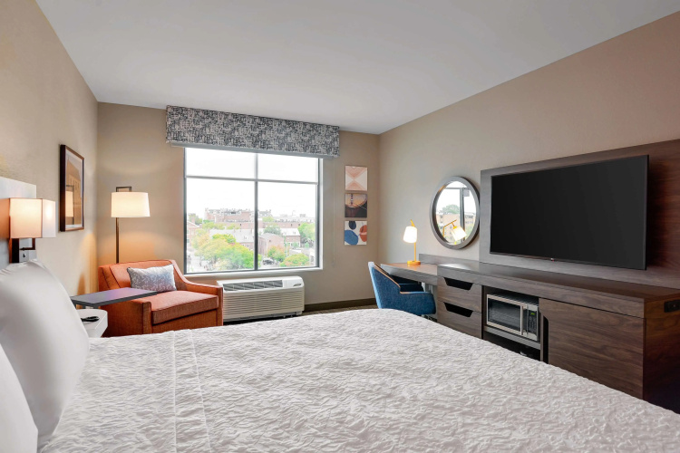 Hampton Inn Salem Boston