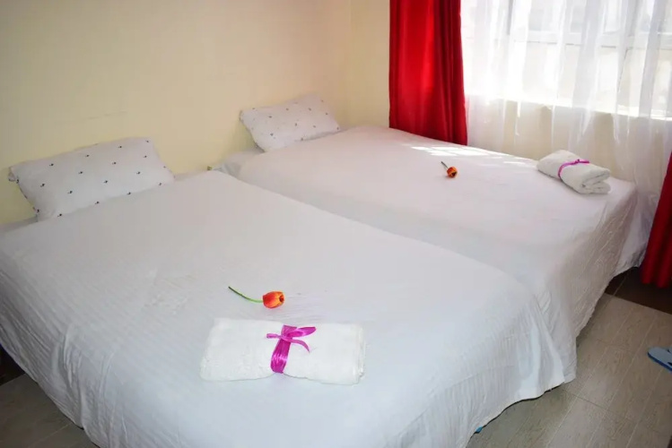 254 Airport Inn
