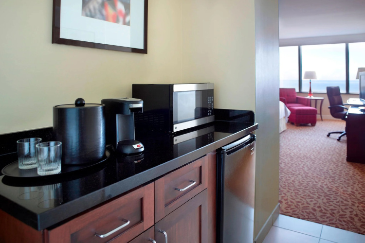 Marriott New Orleans Metairie at Lakeway photo 29