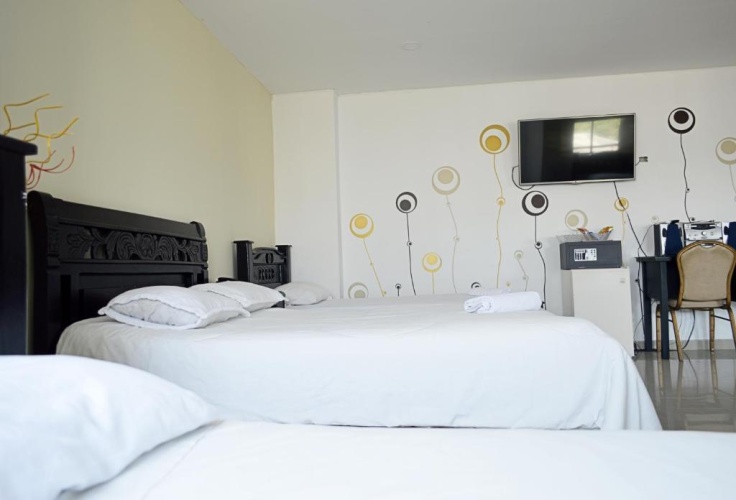 Standard Triple room