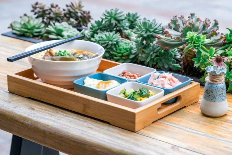 Pinyun · Qingju Hotel