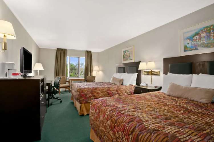 Ramada Washington