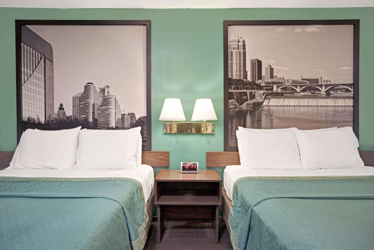 Super 8 By Wyndham Buffalo