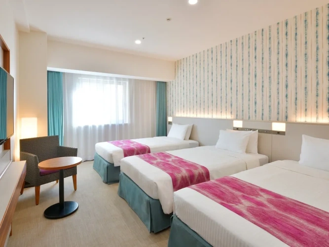 Triple room