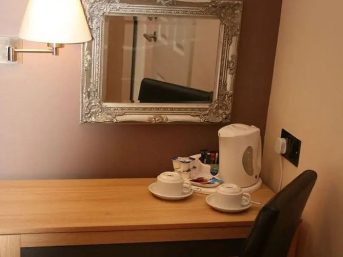 Gatwick Belmont Hotel