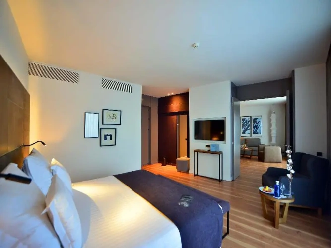 Standard Suite