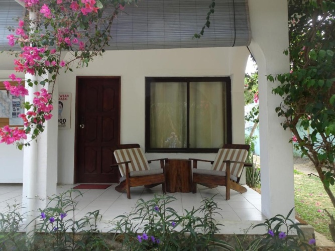 Standard Double room with pool view