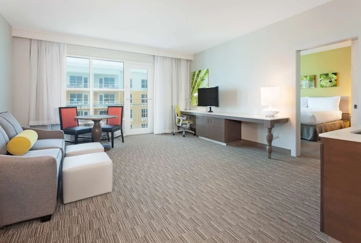 Double Suite with balcony and with bay view