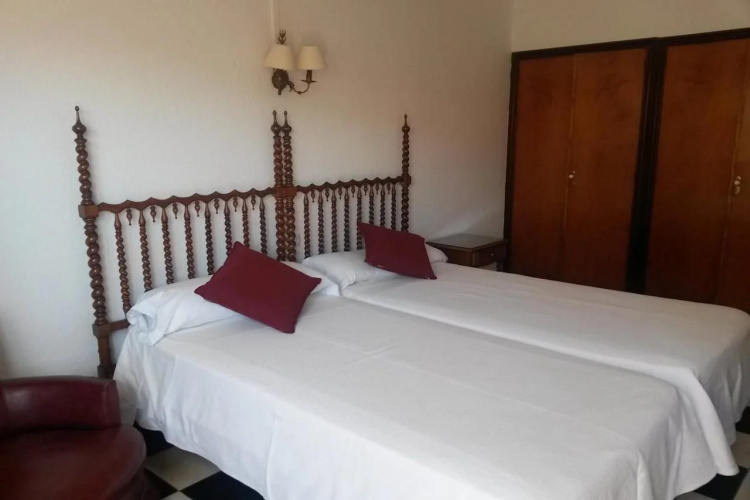 Hostal Ca's Bombu