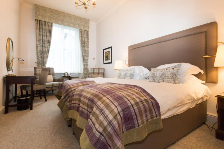 Macdonald Old England Hotel & Spa photo 6