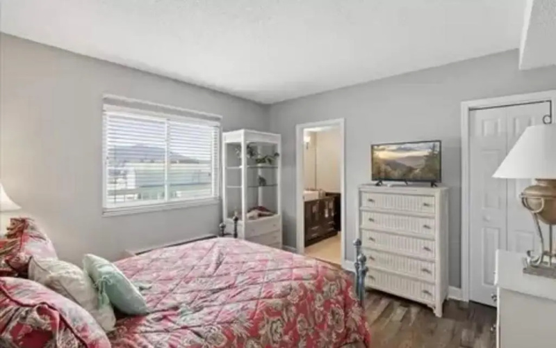 River Place Condos 307