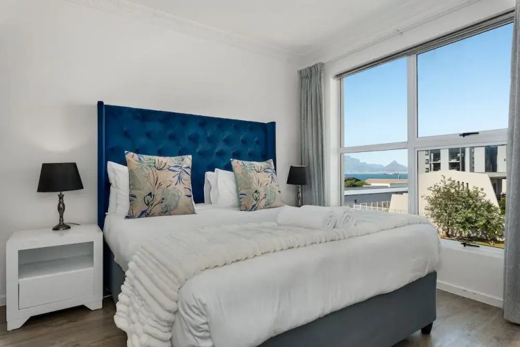 Monte Blu B8 - Adults Only